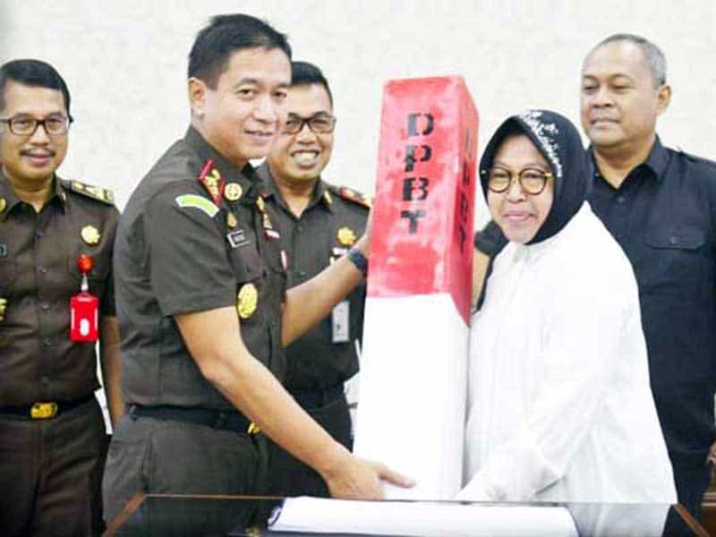 Terima Aset Senilai Rp 26 Miliar, Risma Bersyukur